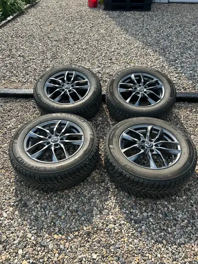 Michelin snow tires on Mazda Rims , they came off a CX 5 , 4 rims and tires $ 1000.00 , call or text...
