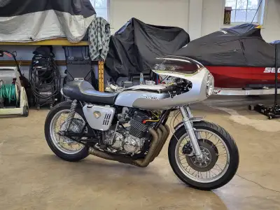 Honda cafe..... its got a fresh engine with big bore,youshamara cam,29 smoothbore carbs,electronic i...