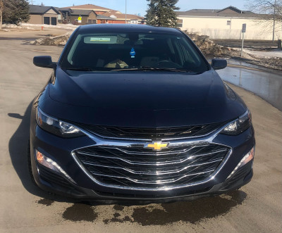 2019 Chevrolet Malibu with heated seats and remote start 