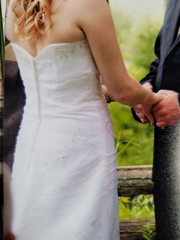 Wedding dress in Wedding in Fredericton - Image 2