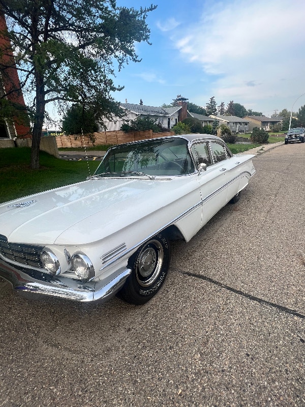 1960 OLDS EIGHT. Correct contact number Classic Cars