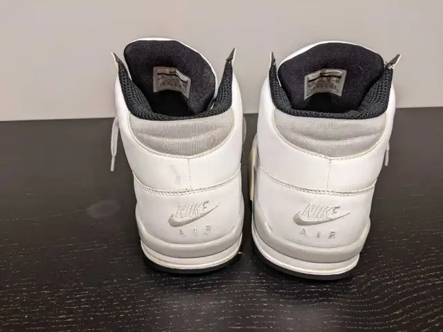 Nike Air Flight Classic Men Size 12 Sneaker ShoesWhite Grey  in Men's Shoes in Oshawa / Durham Region - Image 4