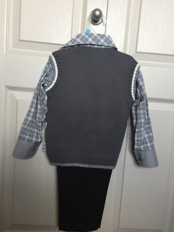 2pc Outfit for boys. Size 1-2 years old in Clothing - 18-24 Months in Edmonton - Image 2