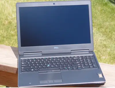 Dell Precision 7510,Xeon, 32GB RAM, 1TB SSD,Quadro M1000, Win 11, View more