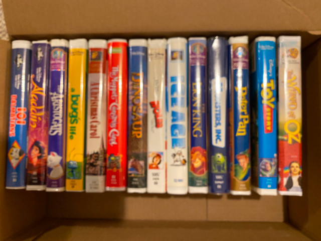 Disney VHS movies in CDs, DVDs & Blu-ray in Oshawa / Durham Region