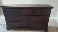 7 drawer dresser with large mirror