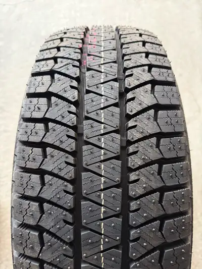 Available as long as thread is on. Size: 225/65R17 (common for SUVs like RAV4, CR-V, Rogue, etc.) *...