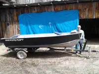 Smoker Craft 2013 Voyager 14.2 Aluminum Fishing Boat  Split Seat