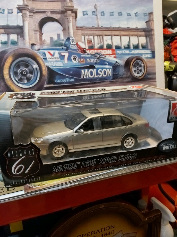 Used, Diecast Cars &Trucks 1:18th Scale 
Saturn  for sale  