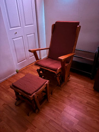 Mable Rocking chair and foot stool