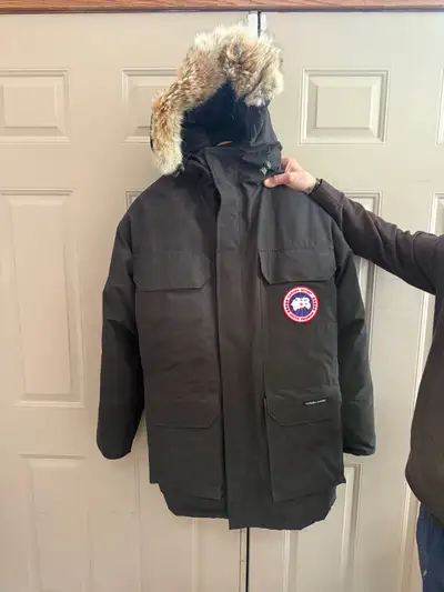 Medium Canada Goose Expedition Parka, View more