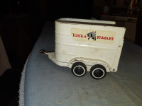 TONKA STABLES TOY HORSE TRAILER