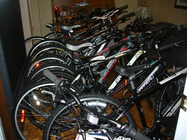 Grand choix de velos usages pour adultes et enfants. Comme neuf. in Other in Longueuil / South Shore - Image 11