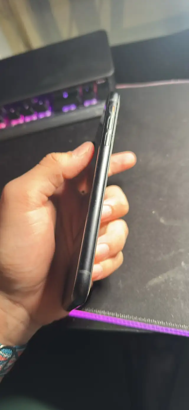 Iphone xr 100% battery health in Cell Phones in Prince George - Image 5