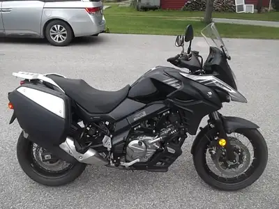 For Sale: 2017 Suzuki DL 650 V Strom with only 525 ORIGINAL KMS on it.... It is Lady owned and drive...
