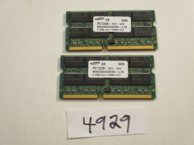 2x512Mb 133Mhz 144pin SODIMM SDRAM vintage laptop Memory RAM4929 in System Components in Calgary - Image 2