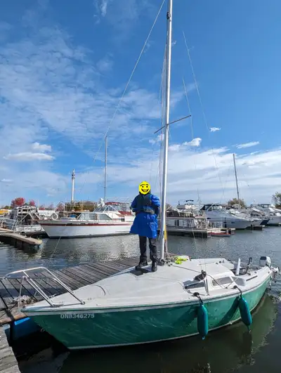 Sail the great lakes with this classic 1980 Windrose-20 by Laguna Yachts — a versatile and well-buil...
