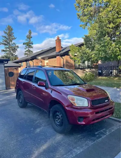 Clean, solid RAV4 in great shape for the year. Engine runs strong. Clean title, no accidents. Being...