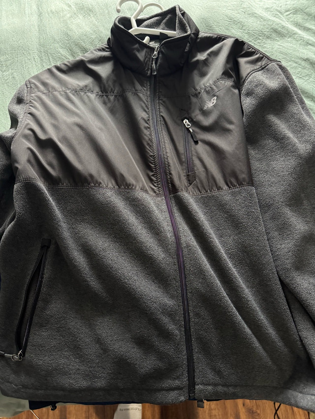 4 medium/large hoodies men’s 25 $ all 4 in Men's in City of Halifax - Image 2