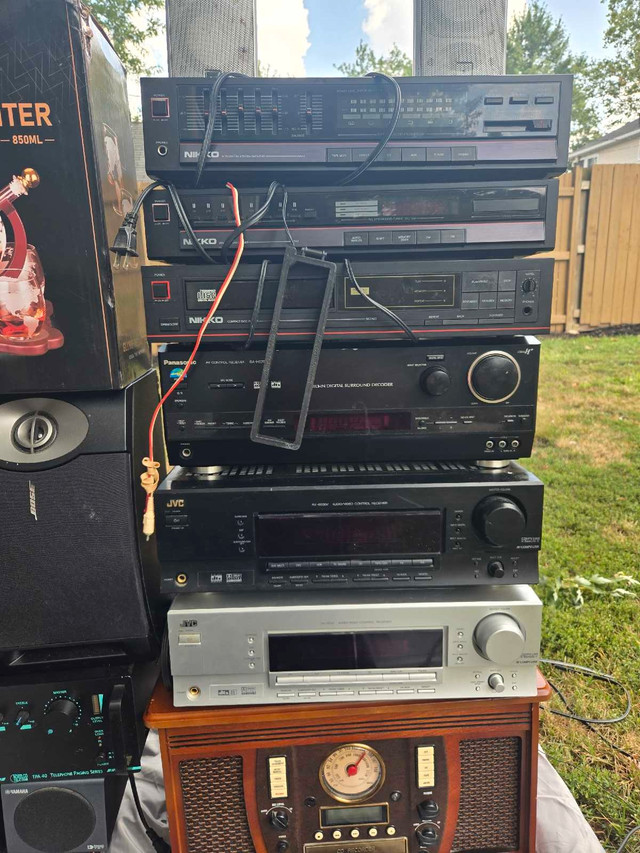 Stereo stuff - receivers,  speakers, vinyl records ect in Stereo Systems & Home Theatre in St. Catharines - Image 2