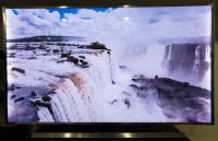 Samsung TV 38 inch Flat Screen (Used)
