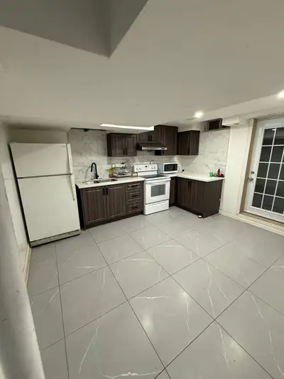 One private room available in a 4 bedroom basement ( two bathrooms). Available from April 2026. Fema...