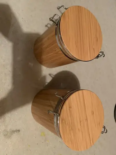 Canasters, View more