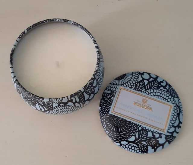 Voluspa French Cade Lavender Coconut Wax Candle 4 oz / 113g