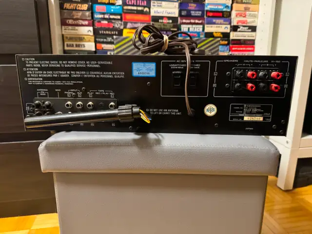 Vintage Silver Face Kenwood KR-4070 Stereo Receiver Sounds Great in General Electronics in City of Toronto - Image 7