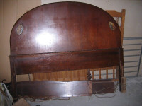 AUTHENTIC  ANTIQUE WOOD BED  **Reduced/reduced/reduced