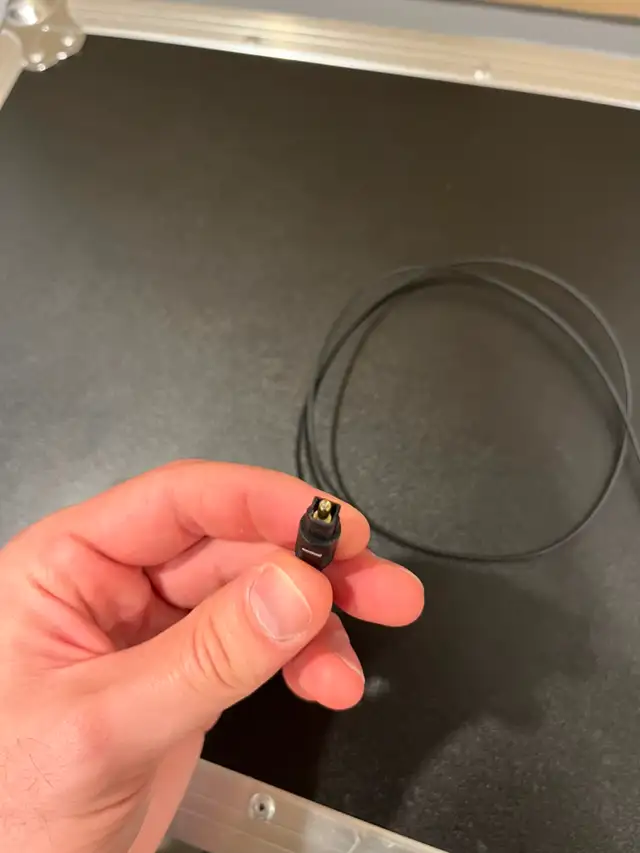 Digital Optical (Toslink) 3 Foot Cable528934442065602561