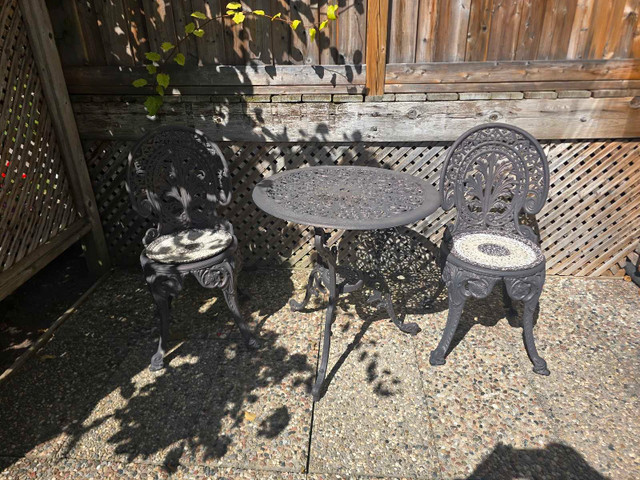 Bistro Set in Other United States