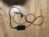 ALMOST BRAND NEW MICROSOFT SURFACE PRO/BOOK CHARGER