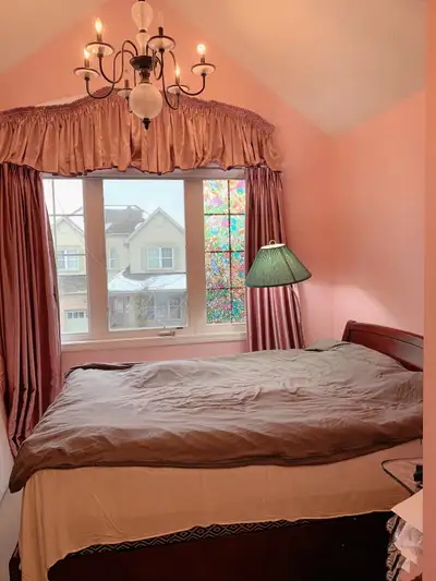 Milton Beautiful Room For Rental (Male only)