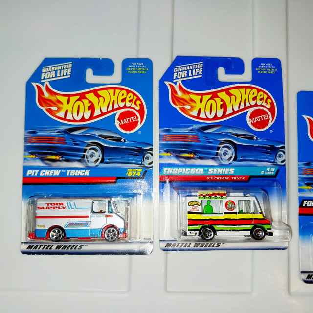 6 Hot Wheels ICE CREAM PANEL DAIRY DELIVERY RED LINES FIRST EDIT in Toys & Games in Hamilton - Image 2