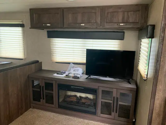 2019 Forest river vibe 268rks. in Travel Trailers & Campers in Fort St. John - Image 8