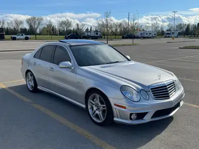 Selling my 2007 Mercedes E63 AMG E class Sedan. Active Title, 214xxx kms. Recently got this vehicle...