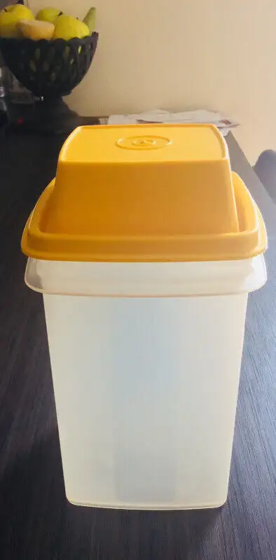 Tupperware, contenant 1.5 litre, View more