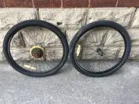 tire 24"bike tires front & rear 9/10 condition LIKE NEW $25/both
