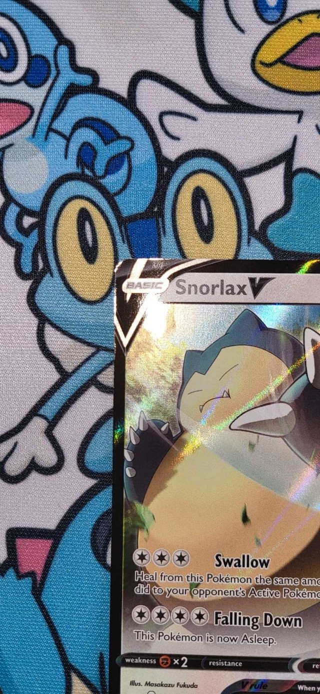 Pokémon TCG Sword & Shield Base Set: Snorlax V 141/202 in Arts & Collectibles in City of Toronto - Image 2