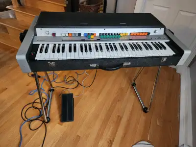 SUPERB Farfisa VIP 345 in perfect condition! FREE SHIPPING!, View more