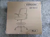 BLACK Office Chair Brand New In Box