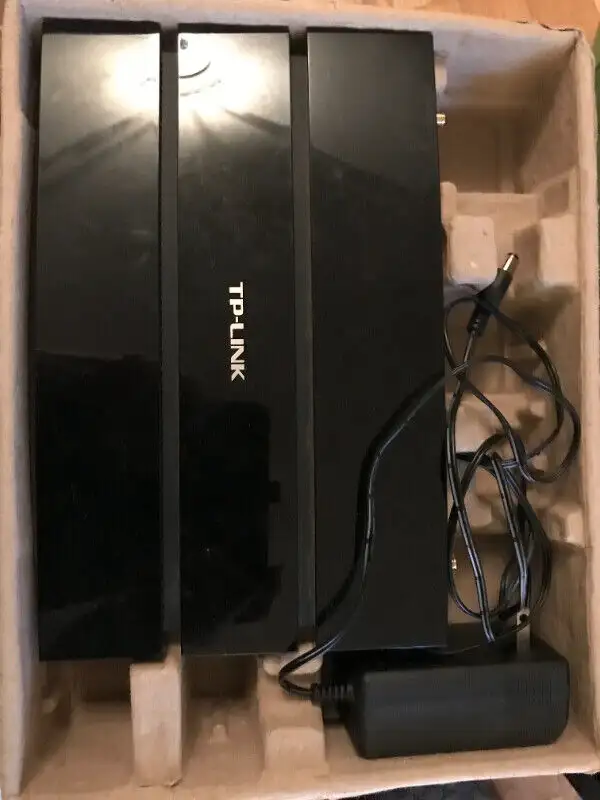 TP-LINK ROUTER417316295987046400