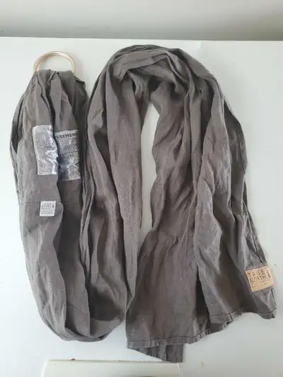 Selling my gently used True North Ring Sling Baby Carrier Wrap Made in Canada - 100% linen Colour: G...