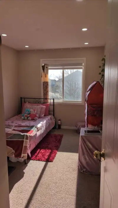 Private bedroom for rent