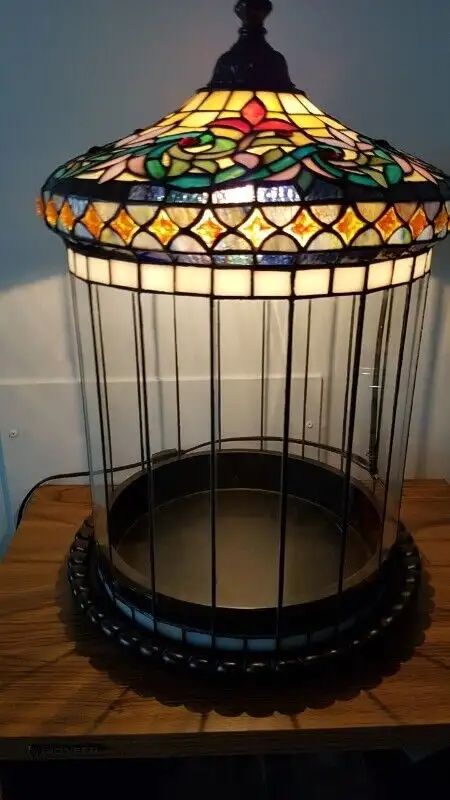 Tiffany Style Lamp in Indoor Lighting & Fans in Red Deer - Image 3