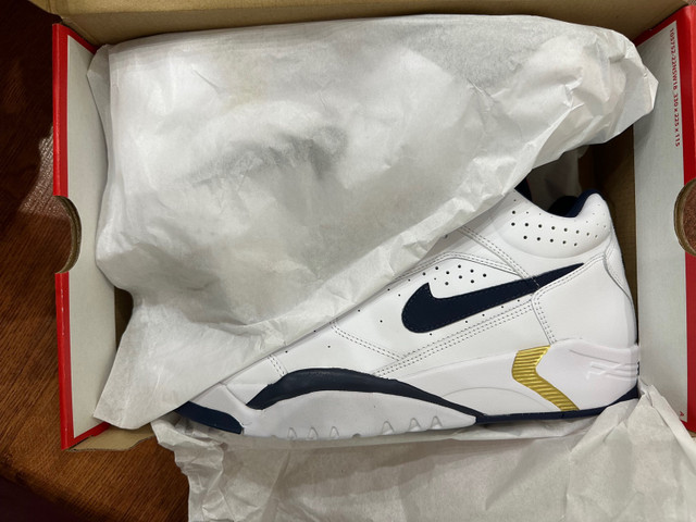 BNIB Nike Air Flight Lite Mid (Olympic Colourway) in Men's Shoes in City of Toronto - Image 4
