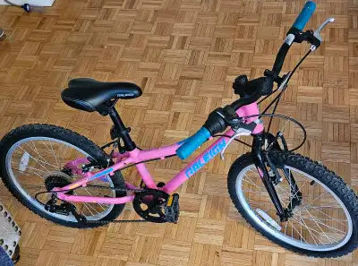 Raleigh Vibe 20" Kids' Bike - Great Condition, View more