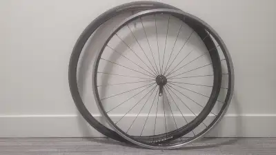 Single front wheel FELT 622x15c, ETRTO technology. for U- & V-br, View more