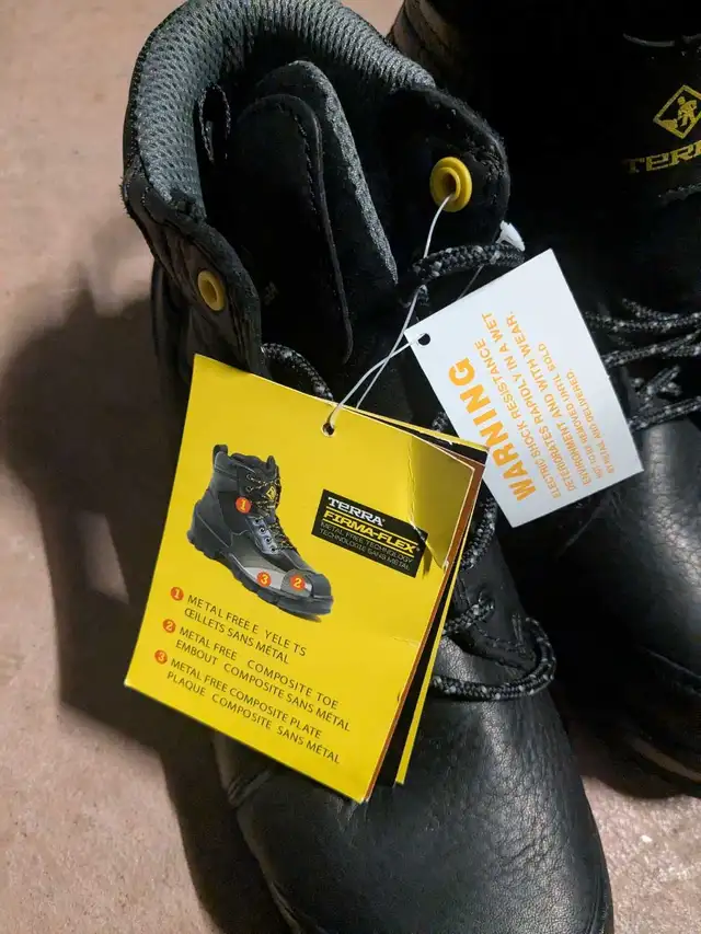 Terra composite safety boots in Men's Shoes in Mississauga / Peel Region - Image 3